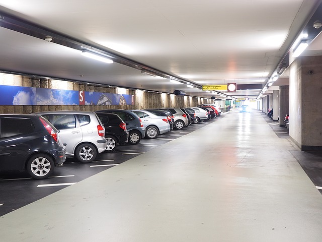 Multi storey car park 1271917 640